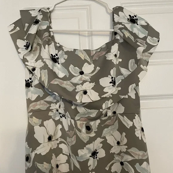 Worn Once BR Floral Dress - Picture 2 of 8